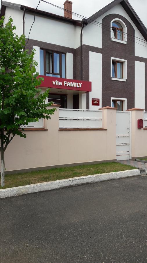 Vila Family Cricova ภายนอก รูปภาพ